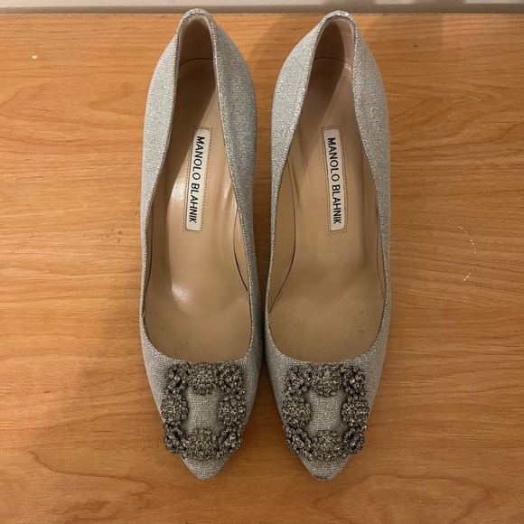 MANOLO BLAHNIK White Rhinestone Silver Metallic Woven Hangisi Jeweled heels 37 - Picture 2 of 10